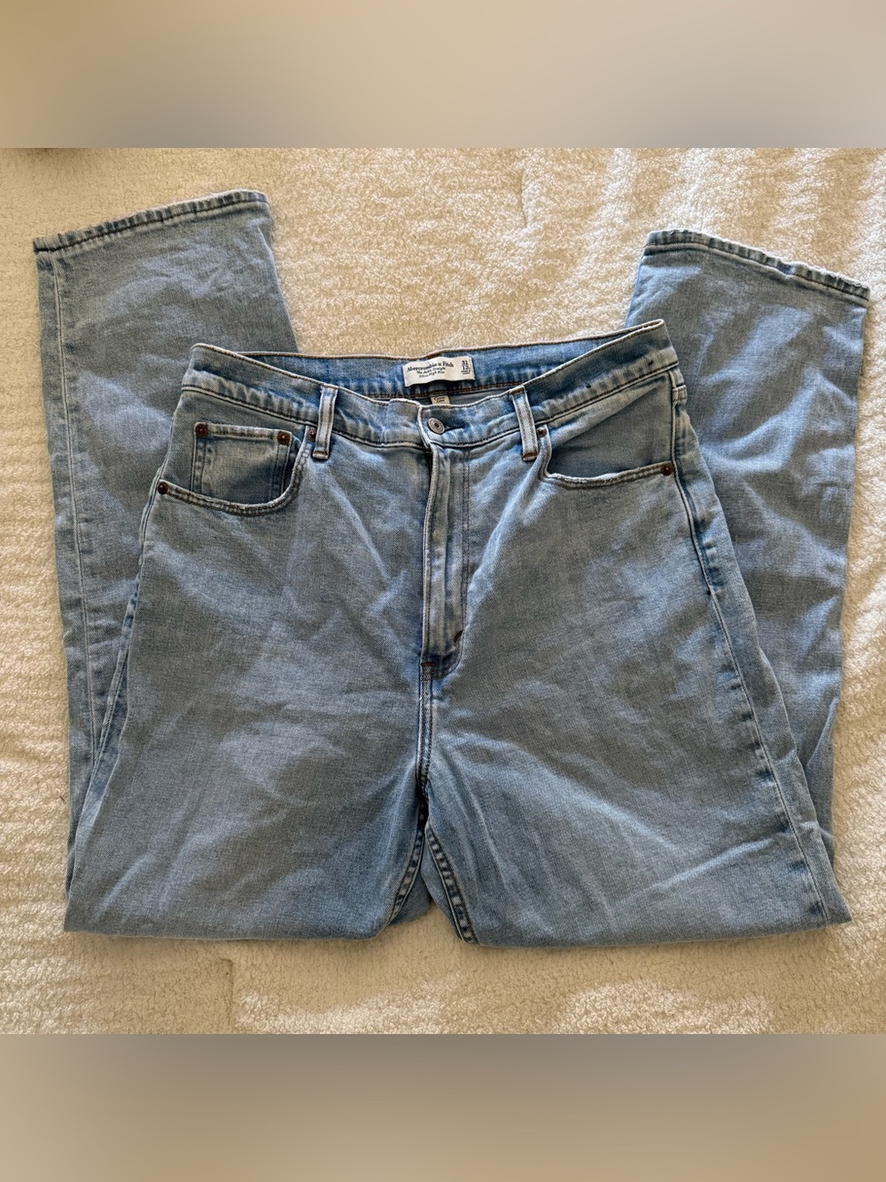 Abercrombie Curve Love The Ankle Straight Ultra High Rise